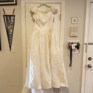 Priscilla Of Boston Wedding Dress